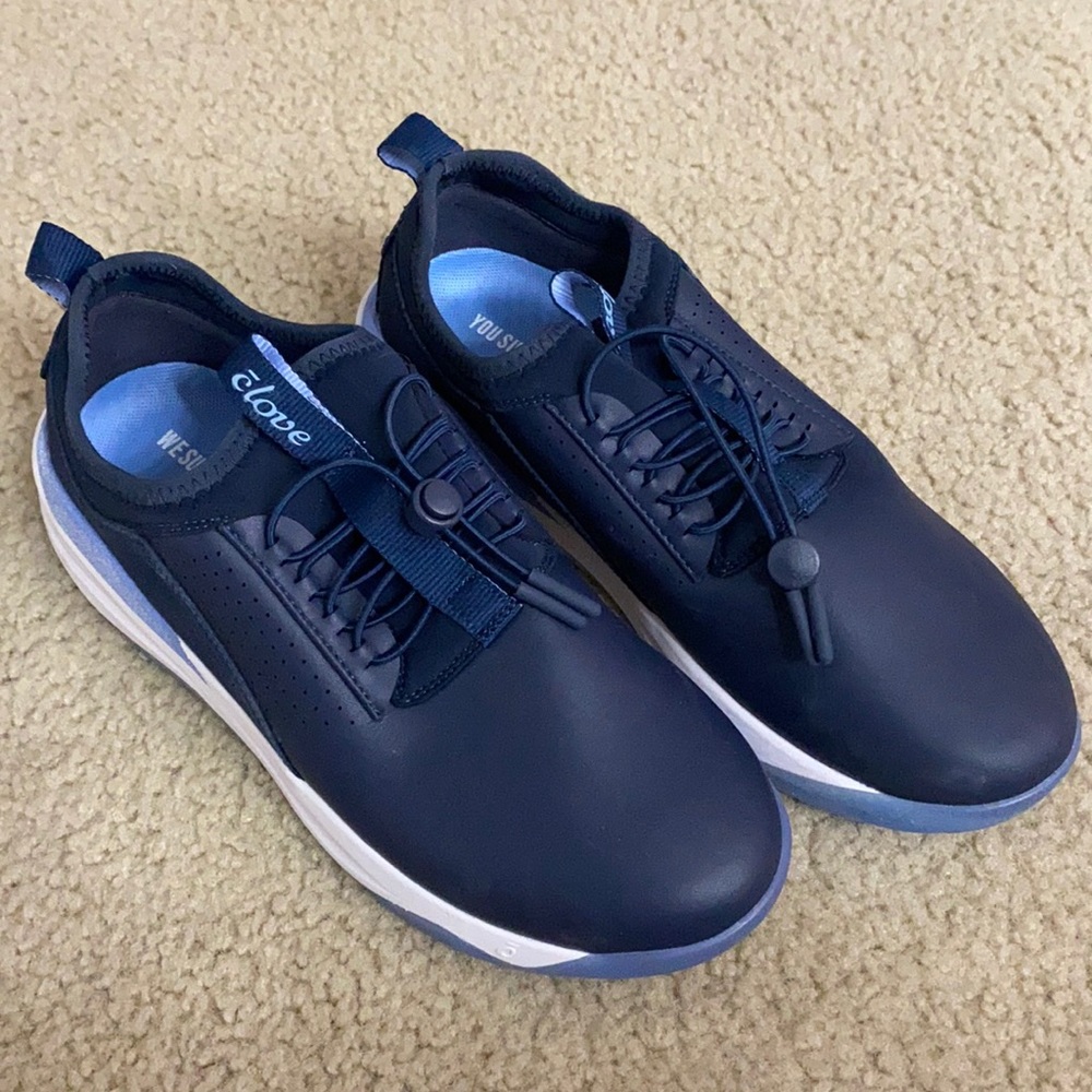 NWOT Clove navy shoes